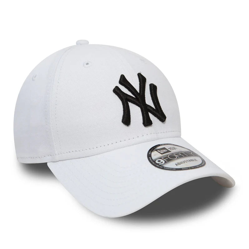 Cappellino 9FORTY Regolabile New York Yankees Essential bianco